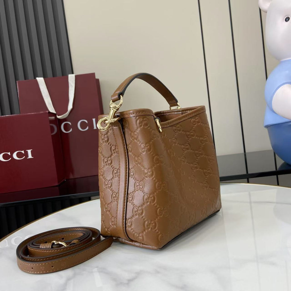 GG Emblem Brown Leather Shoulder Bag