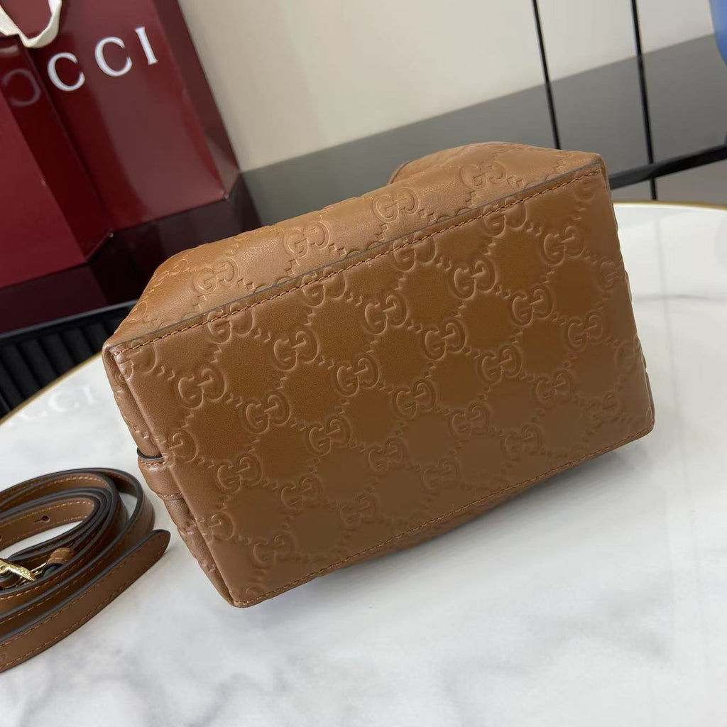 GG Emblem Brown Leather Shoulder Bag