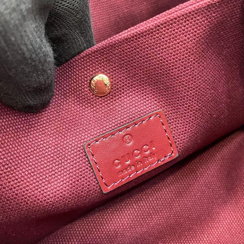 GG Emblem Burgundy Leather Shoulder Bag