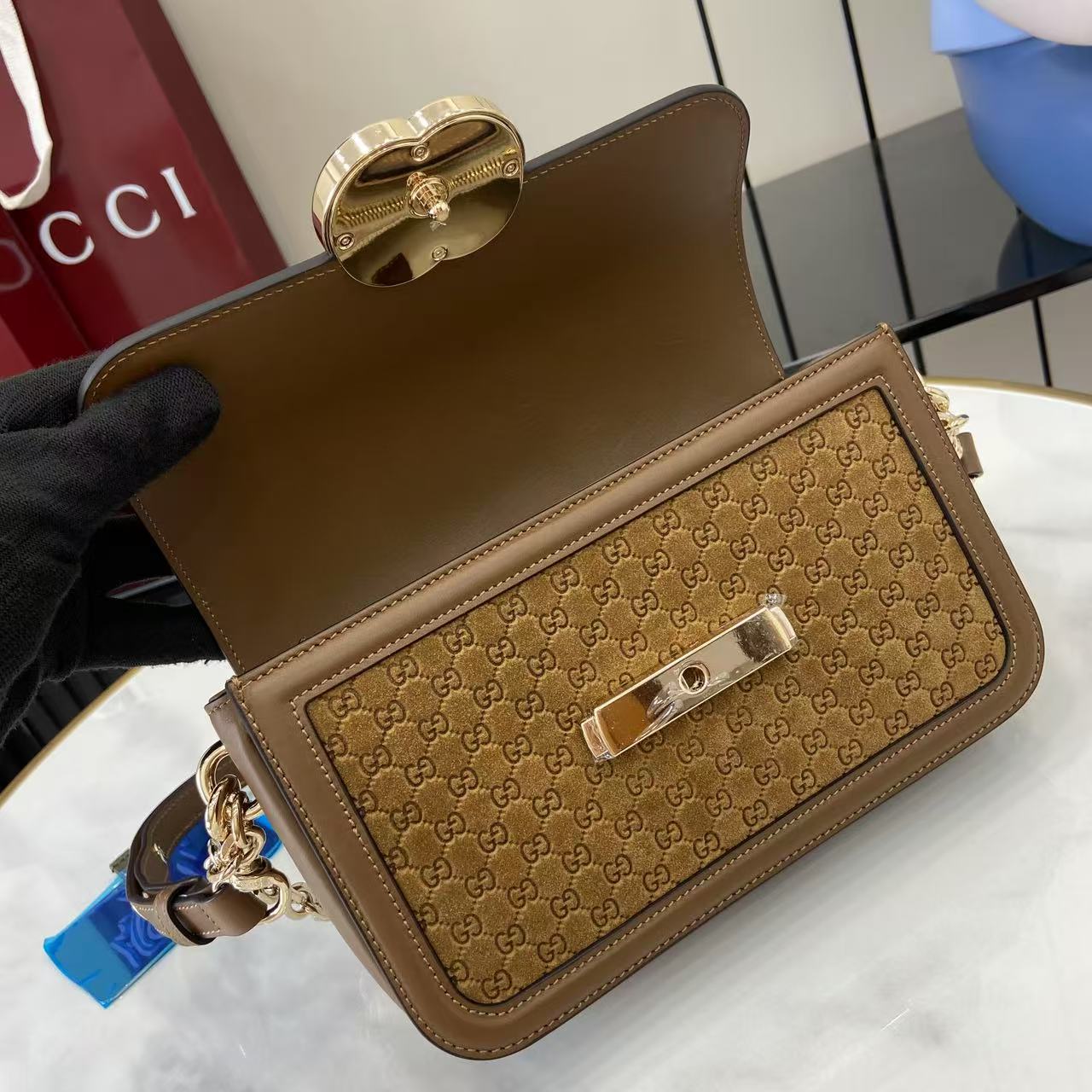 GG Marmont Small Shoulder Bag