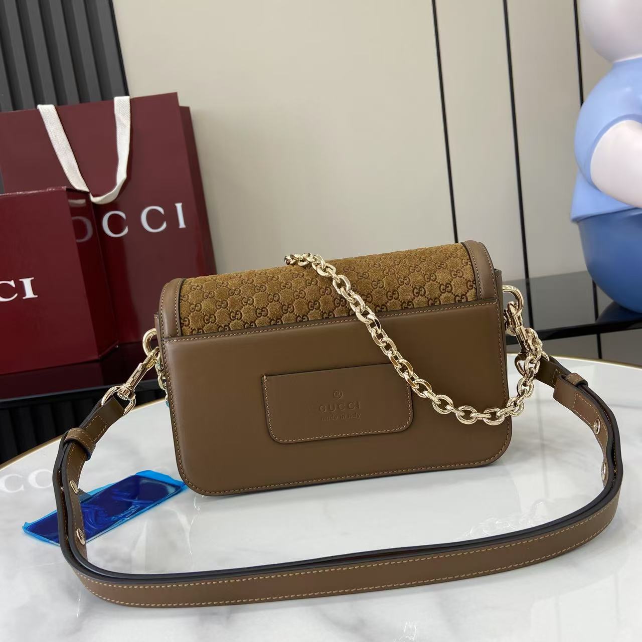 GG Marmont Small Shoulder Bag
