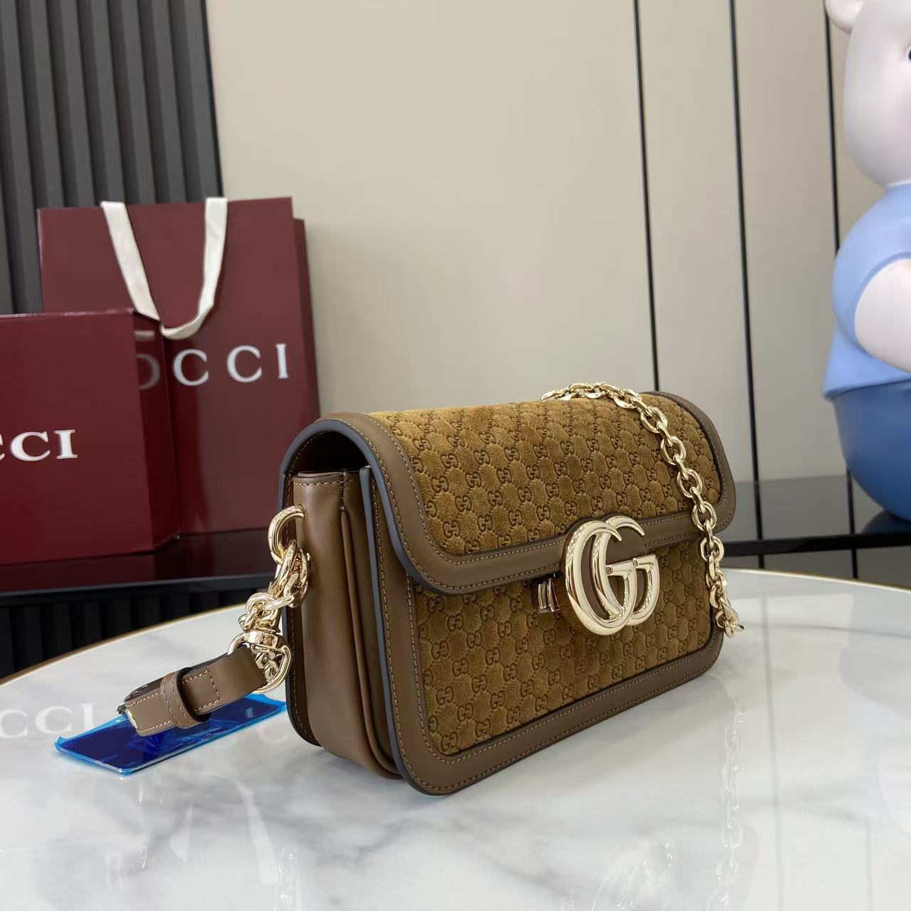 GG Marmont Small Shoulder Bag