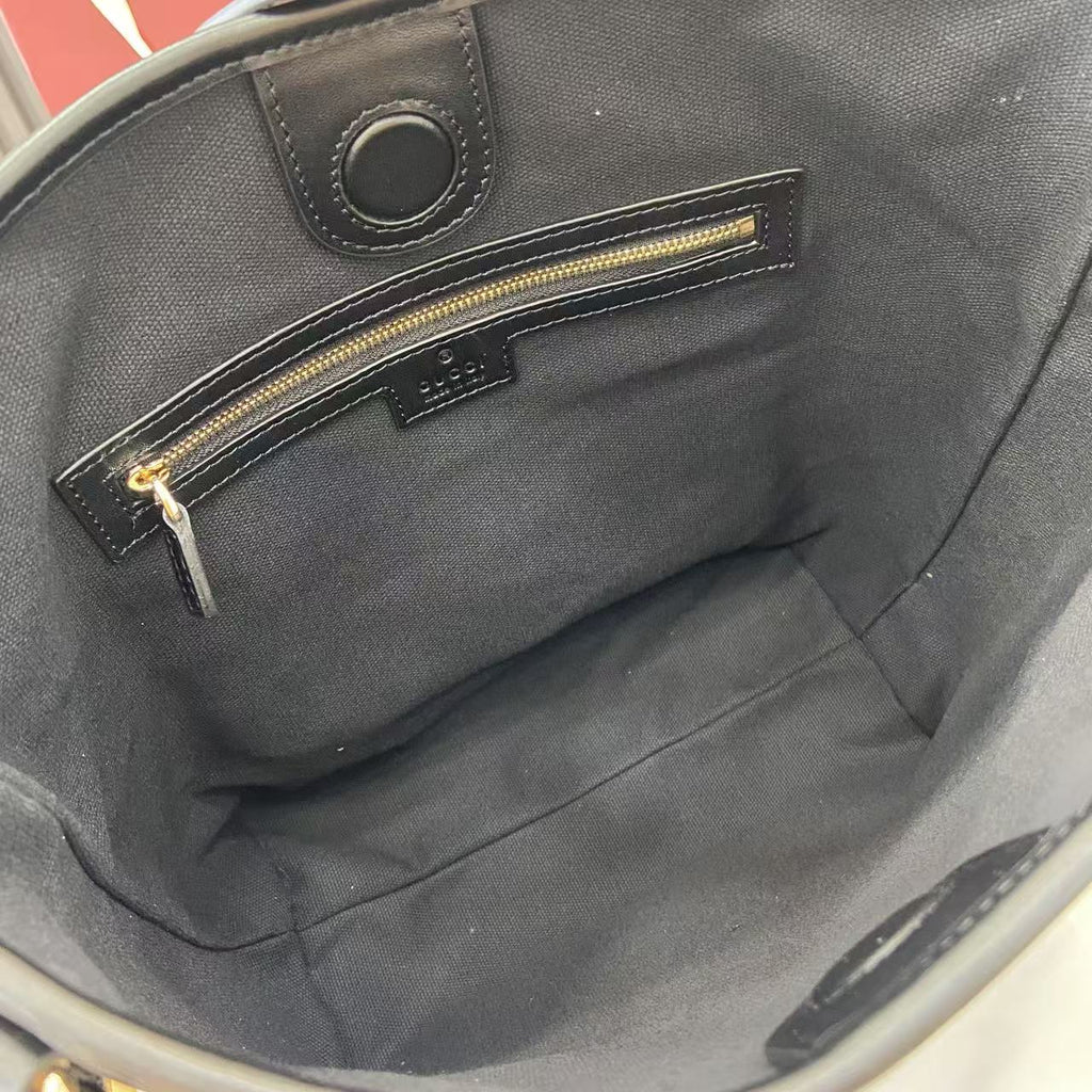 GG Emblem Black Leather Shoulder Bag