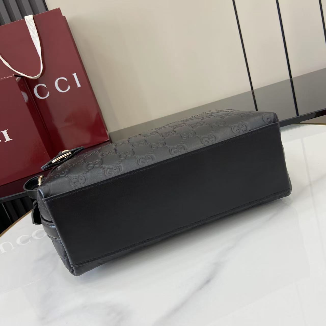 GG Emblem Black Leather Shoulder Bag
