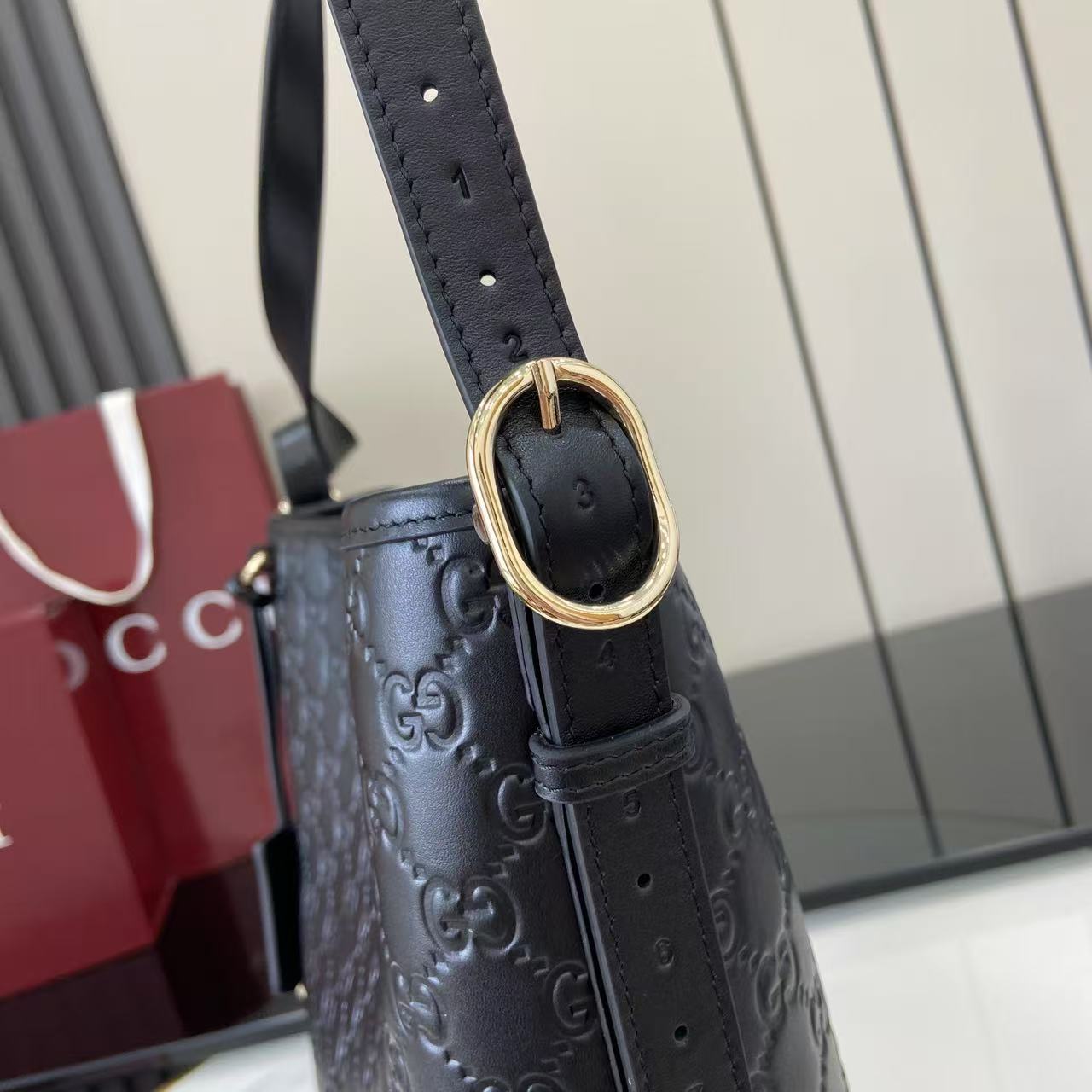 GG Emblem Black Leather Shoulder Bag