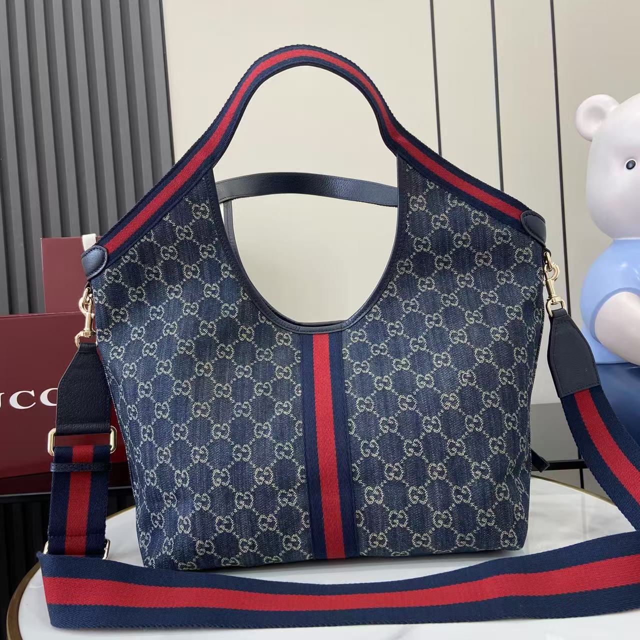 Giglio GG Supreme Tote Bag with Pouch