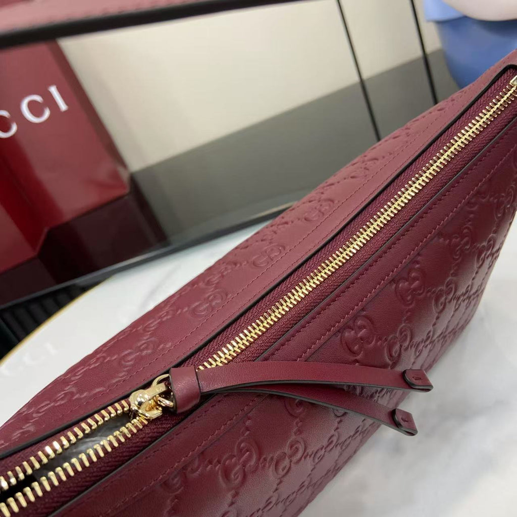 GG Emblem Leather Shoulder Bag