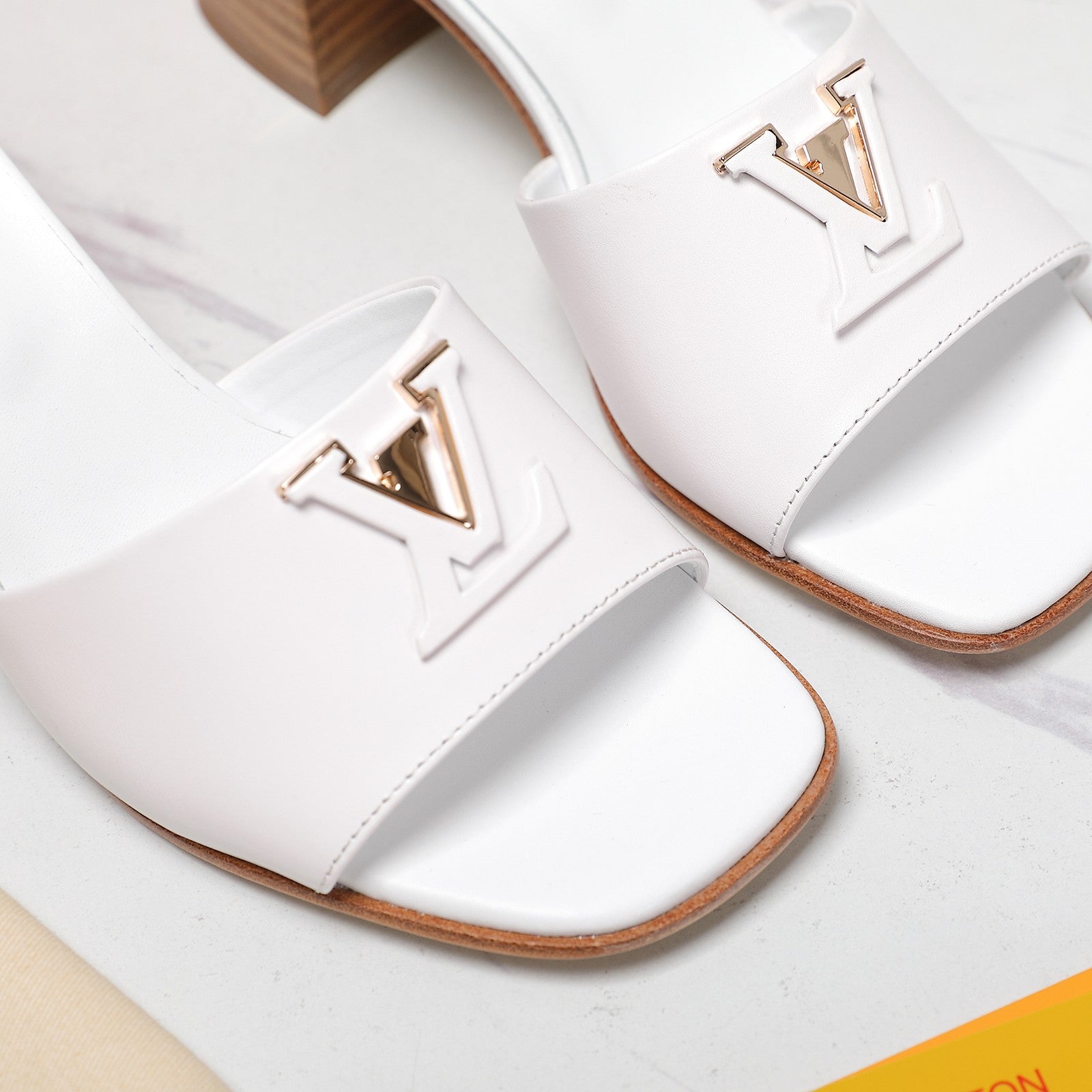 Leather High-Heeled Slippers