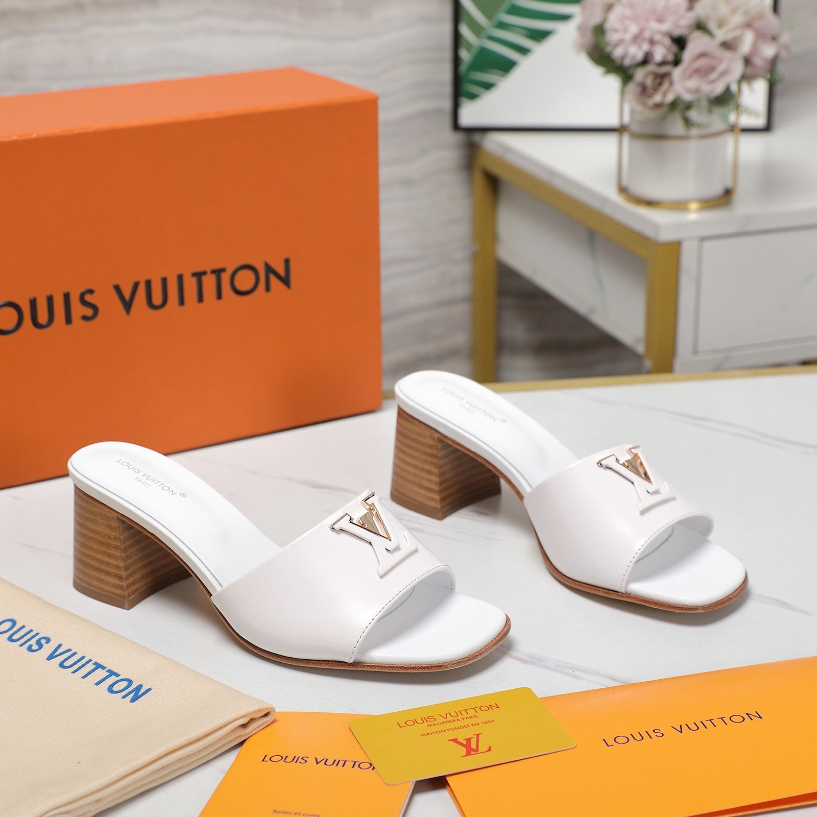 Leather High-Heeled Slippers