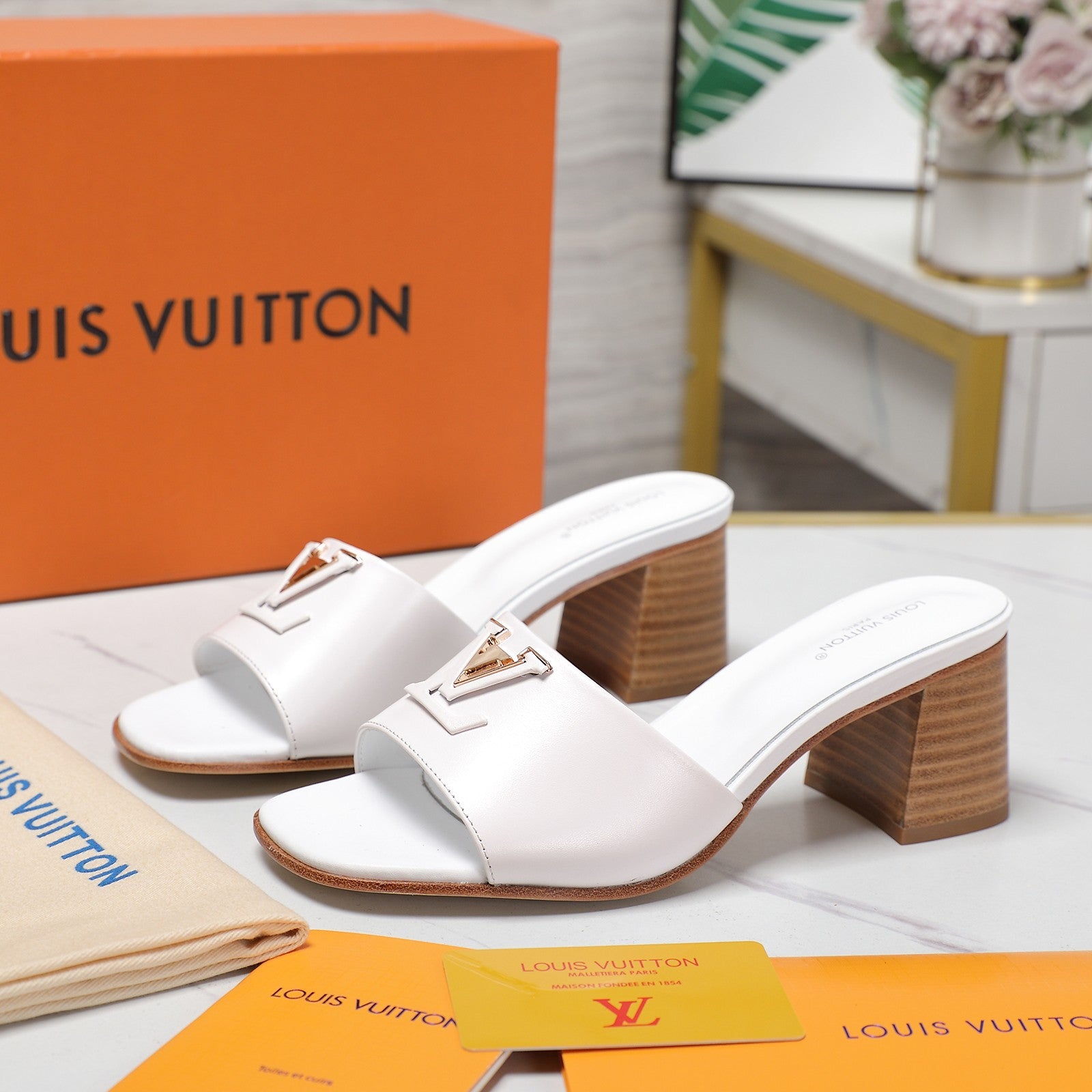 Leather High-Heeled Slippers