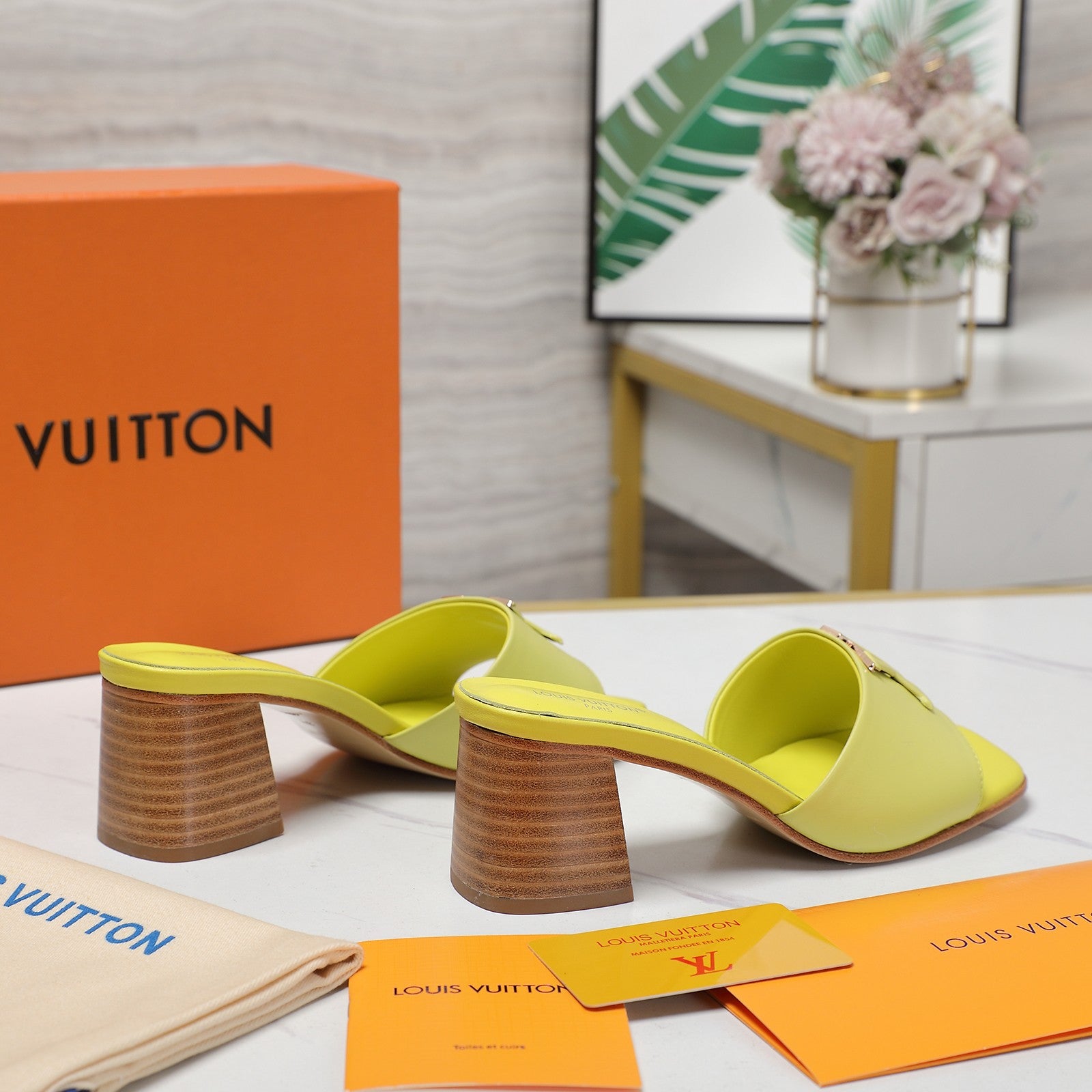 Leather High-Heeled Slippers