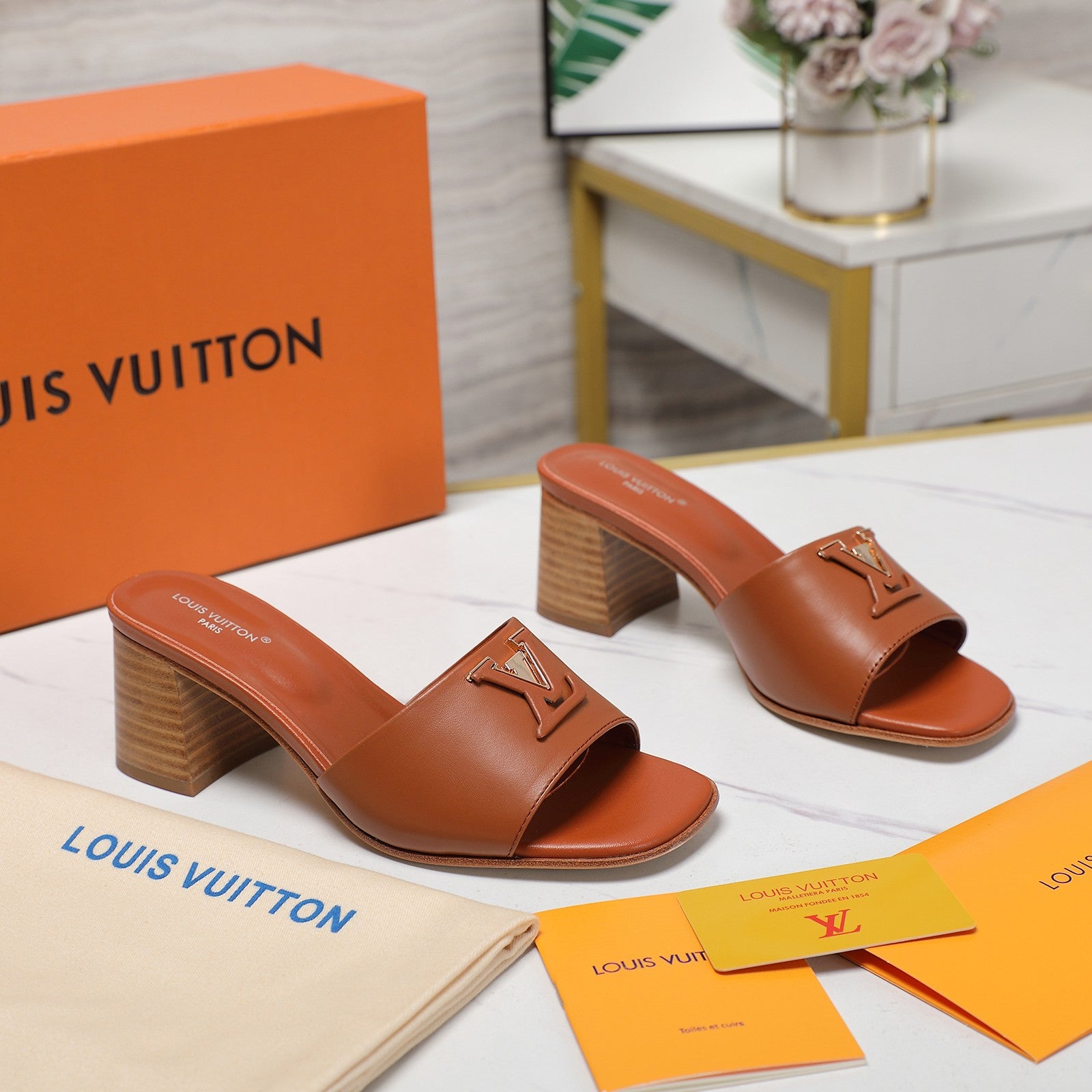 Leather High-Heeled Slippers