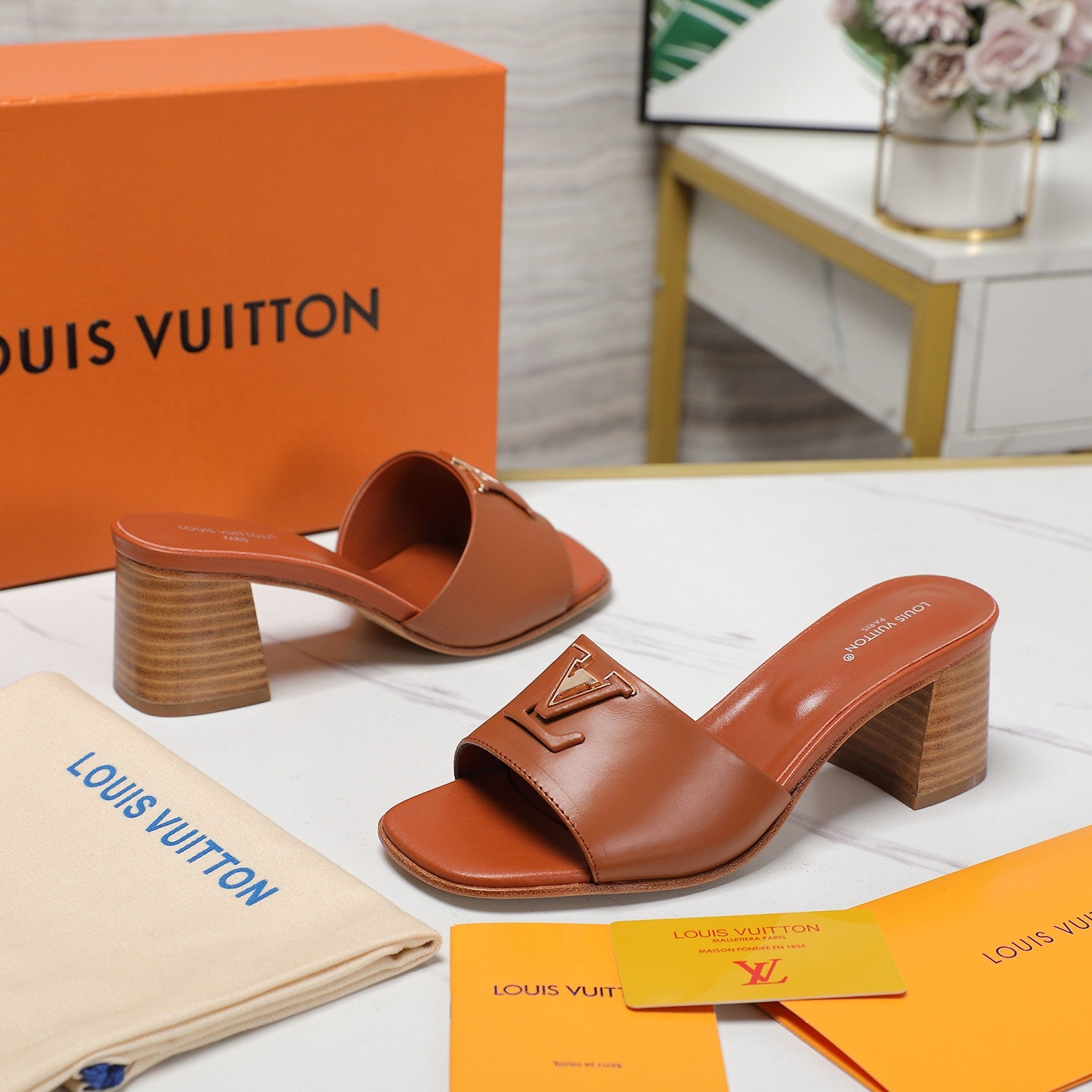 Leather High-Heeled Slippers