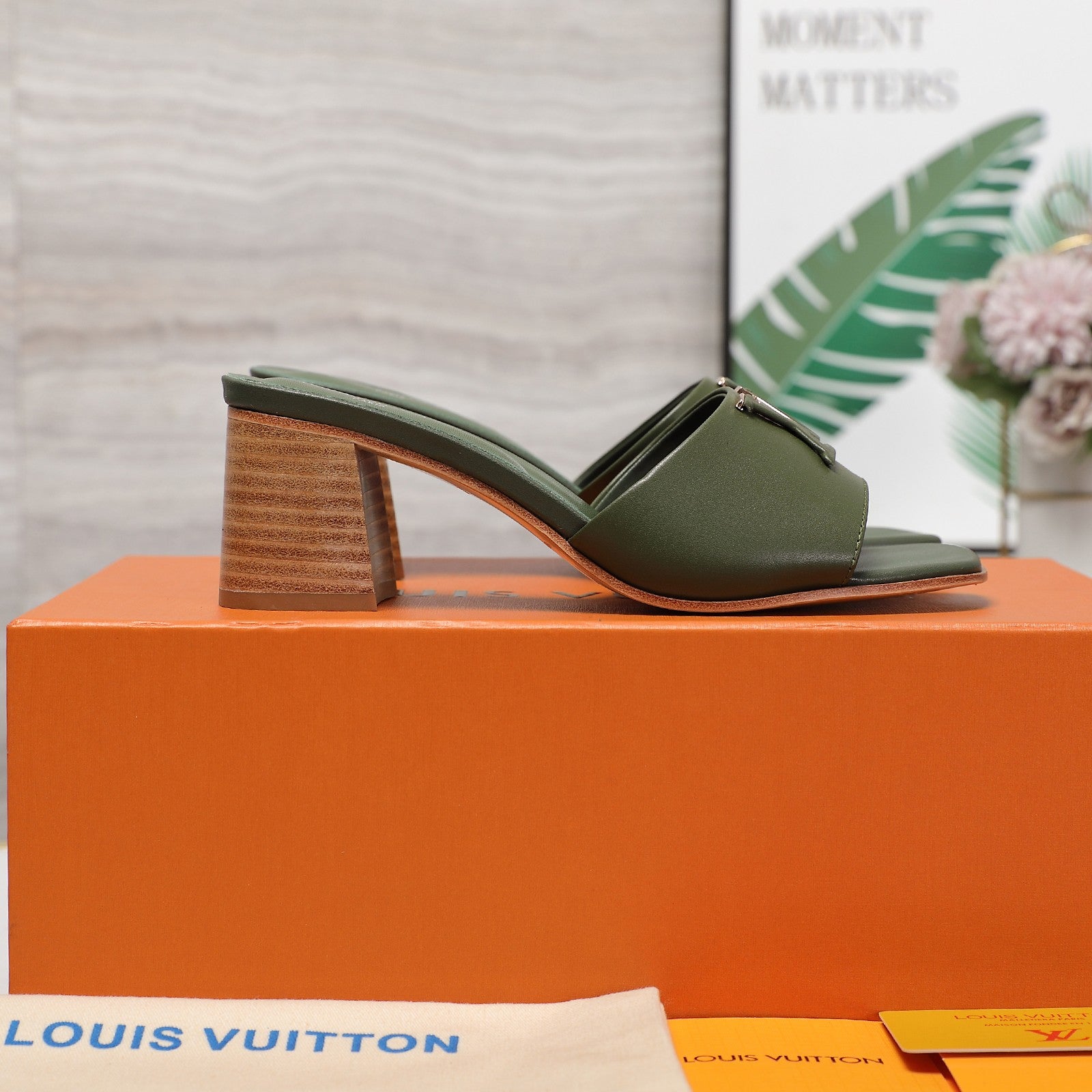 Leather High-Heeled Slippers