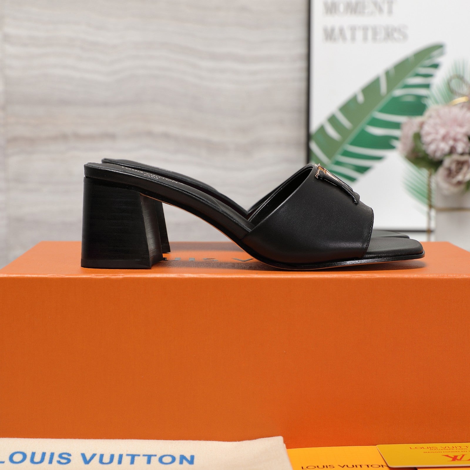 Leather High-Heeled Slippers