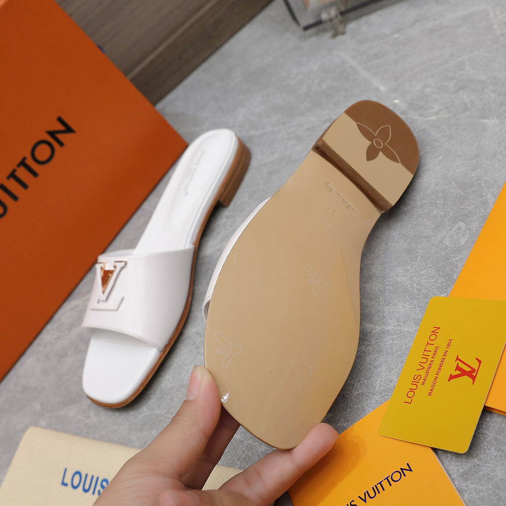 Leather Flat Slippers