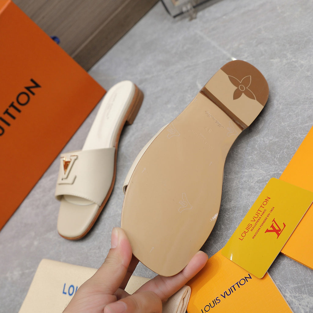 Leather Flat Slippers