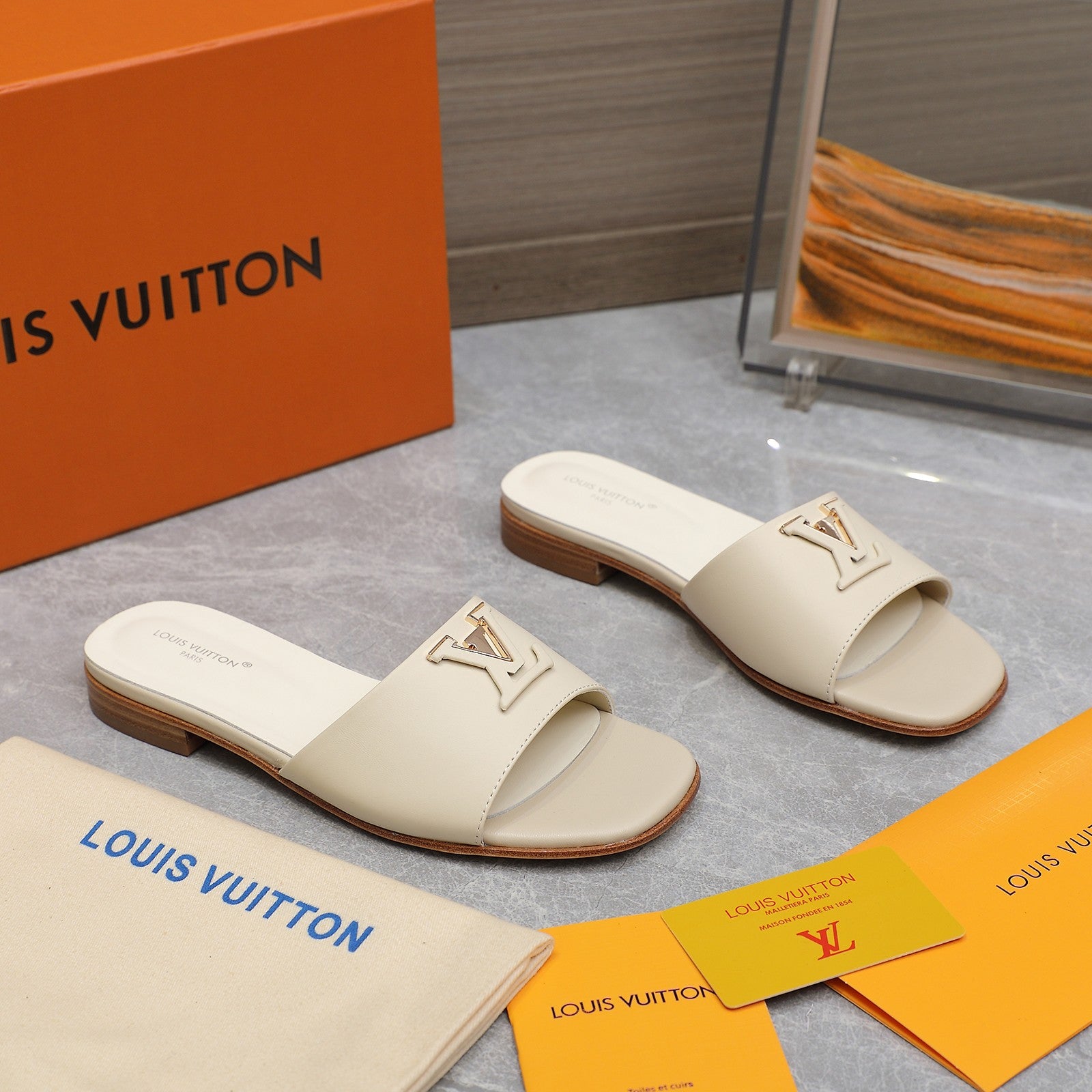 Leather Flat Slippers