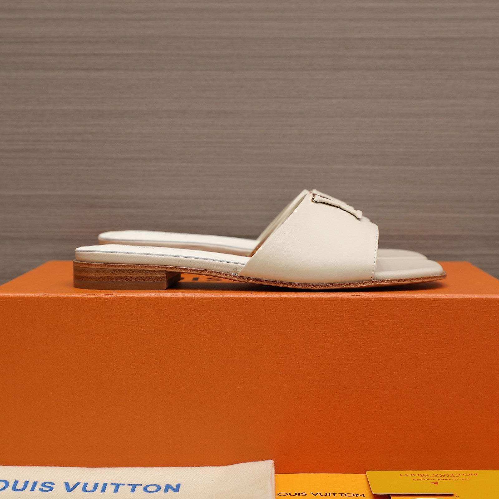 Leather Flat Slippers