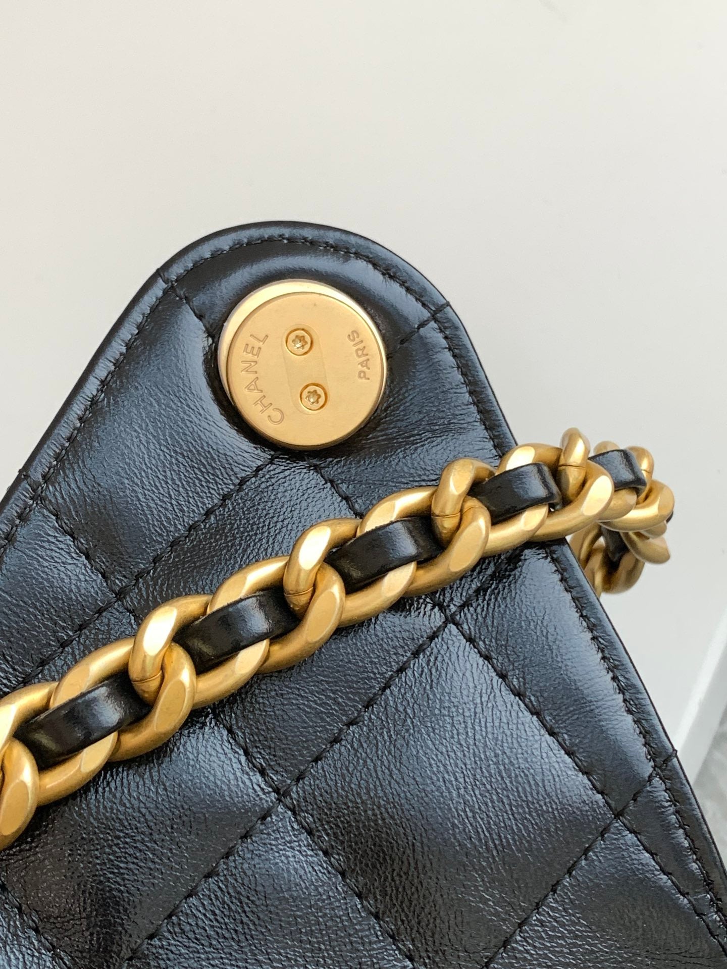 25 Large Quilted Handbag