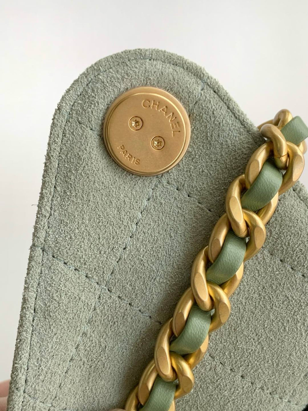 25 Medium Suede Bucket Bag