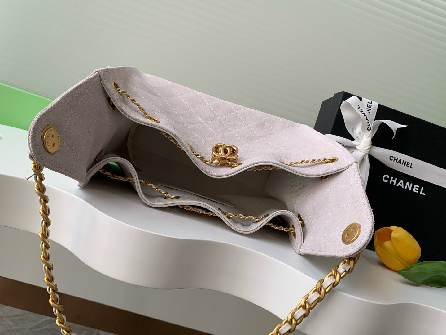 25 Medium Suede Bucket Bag