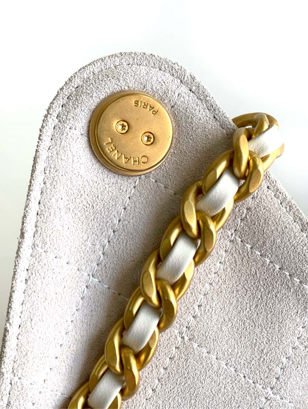 25 Medium Suede Bucket Bag