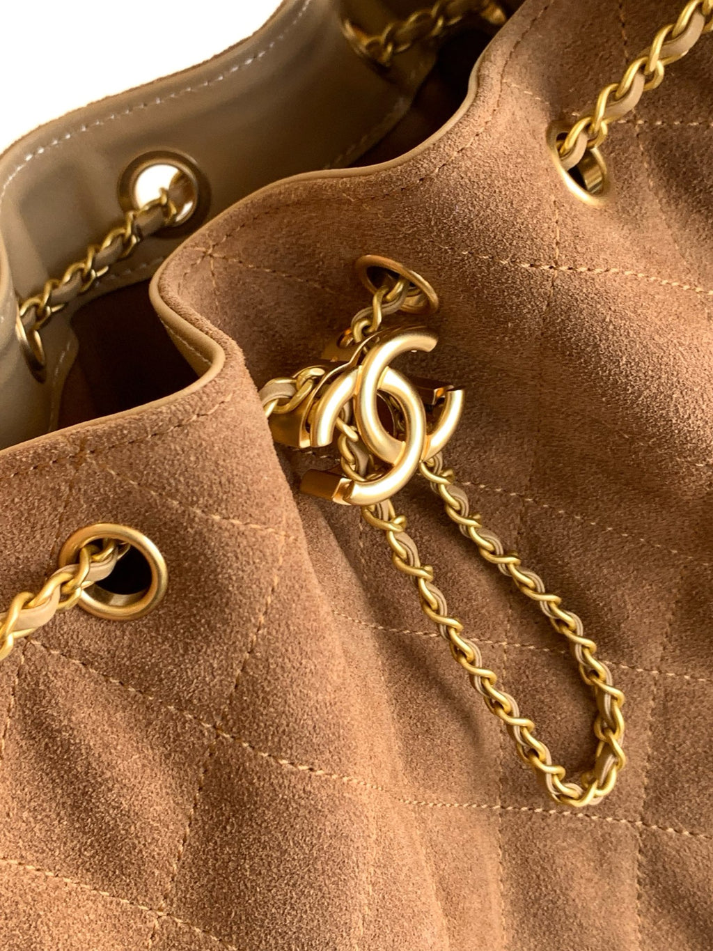 25 Medium Suede Bucket Bag