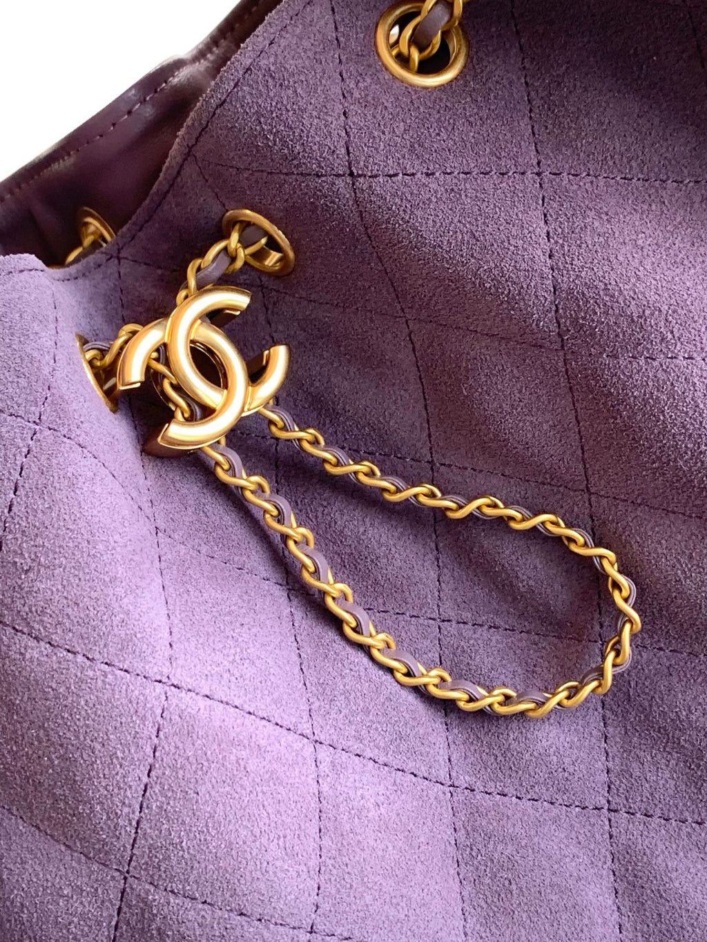 25 Medium Suede Bucket Bag