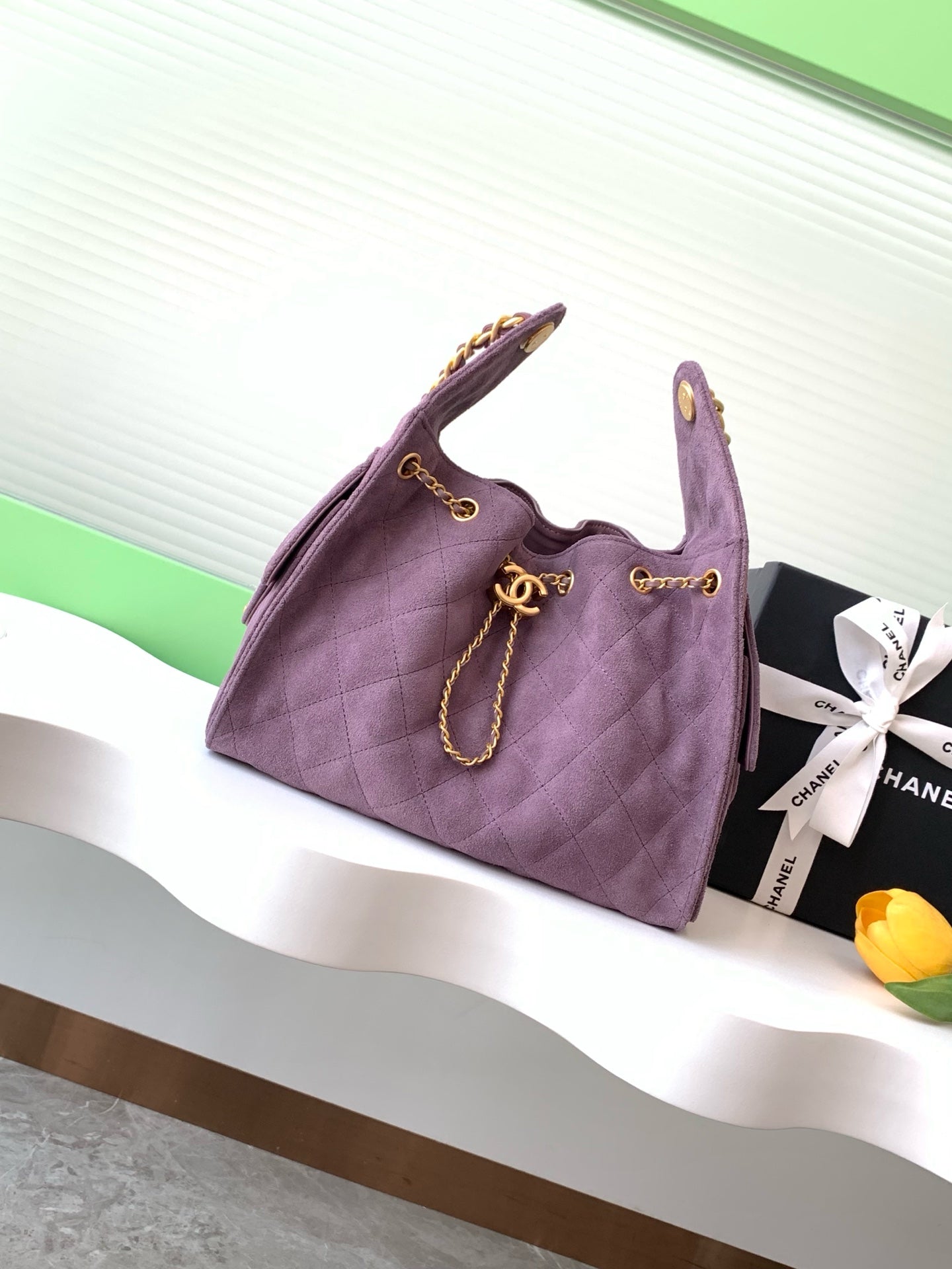 25 Medium Suede Bucket Bag