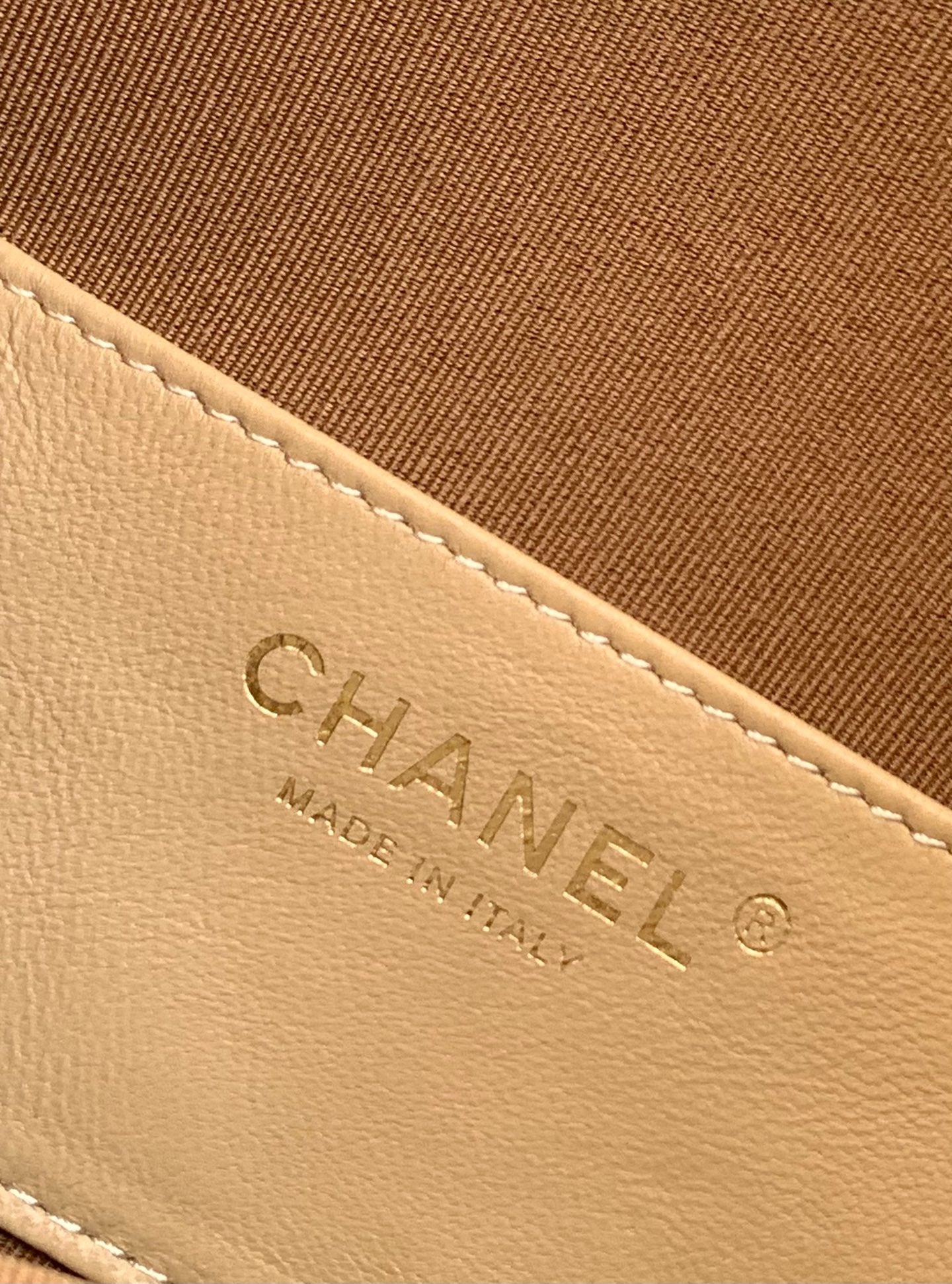 25 Large Suede Bucket Bag