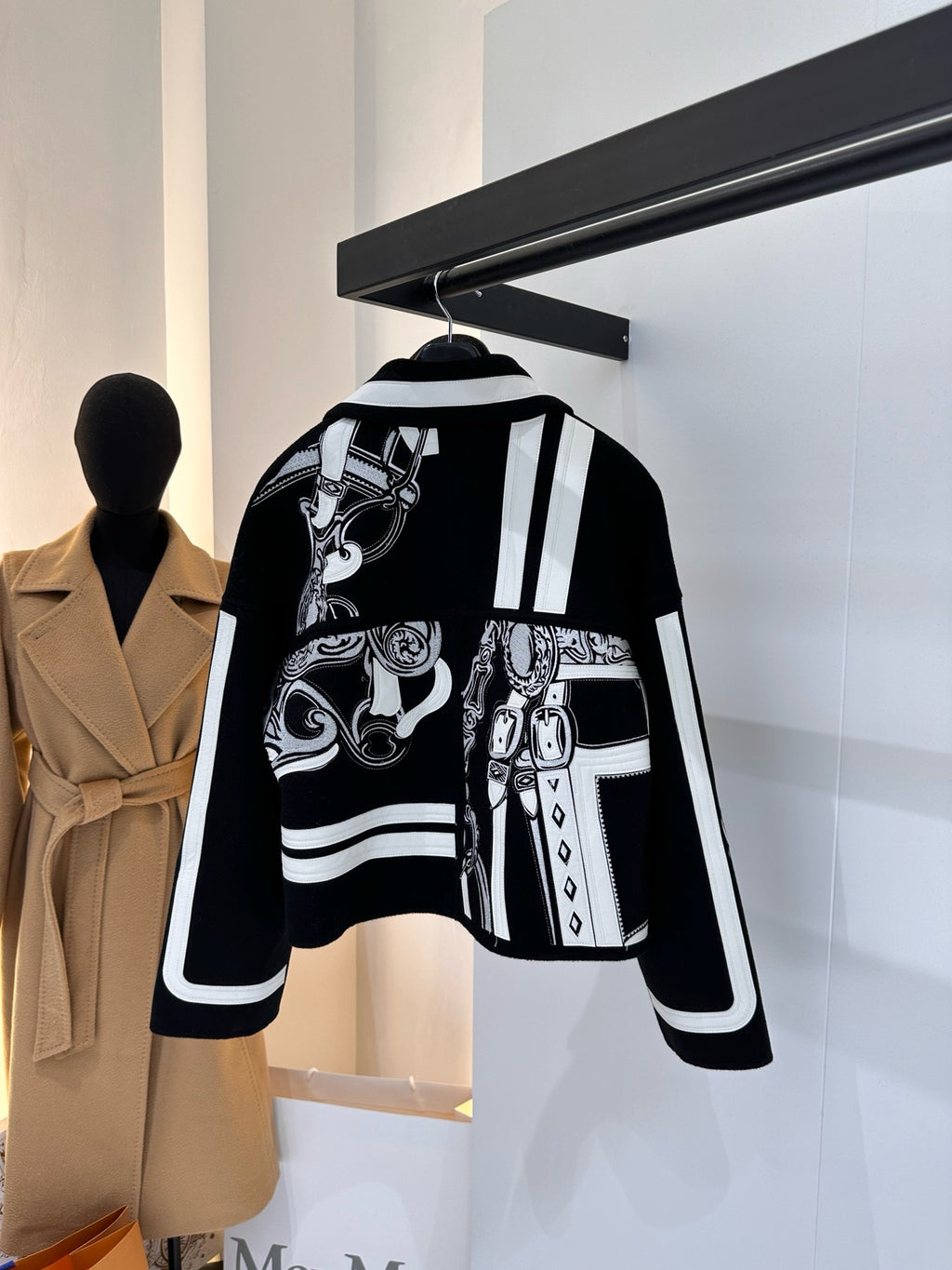 Graphic Wool Short Jacket