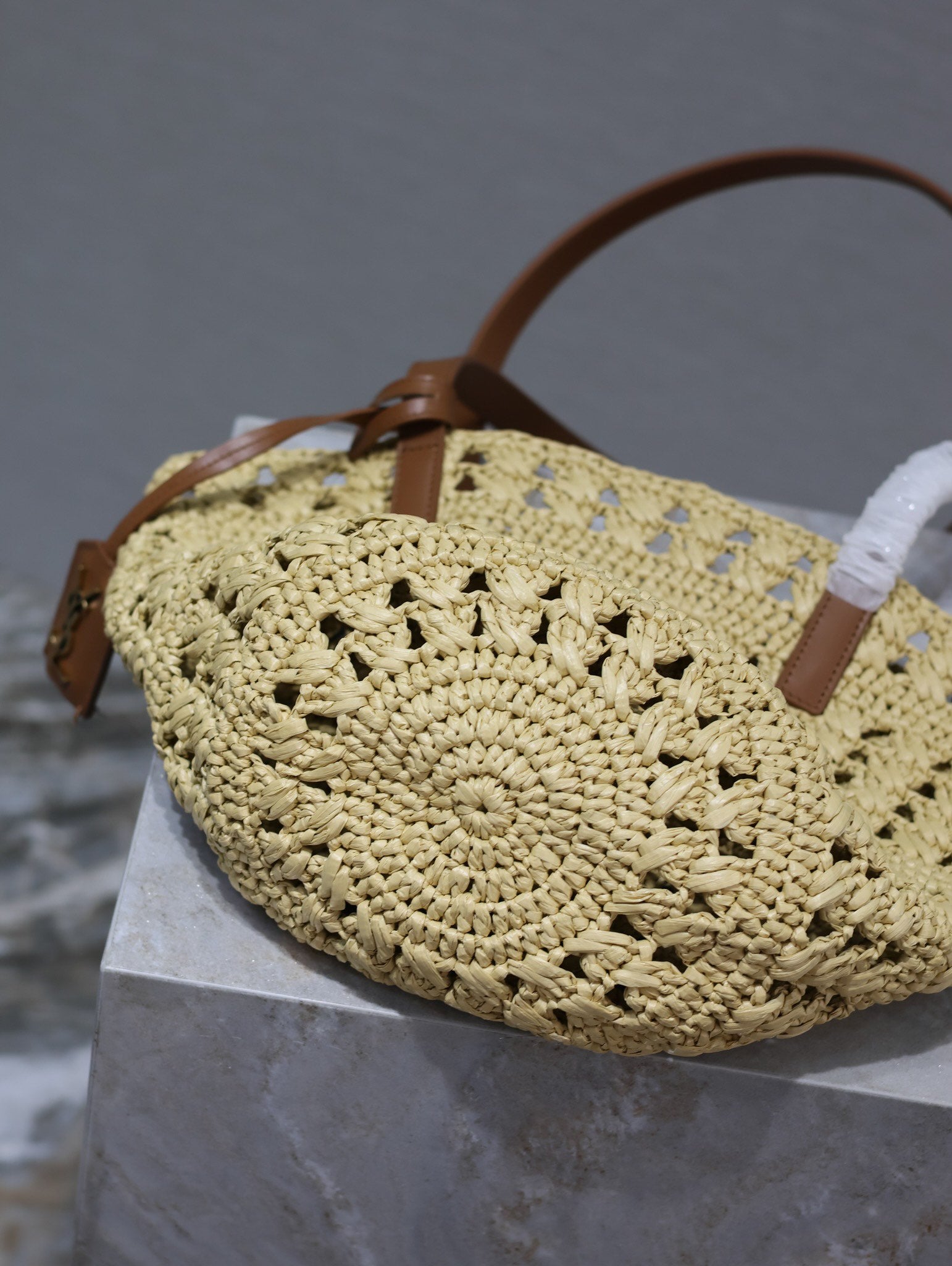 Raffia Medium Tote Bag