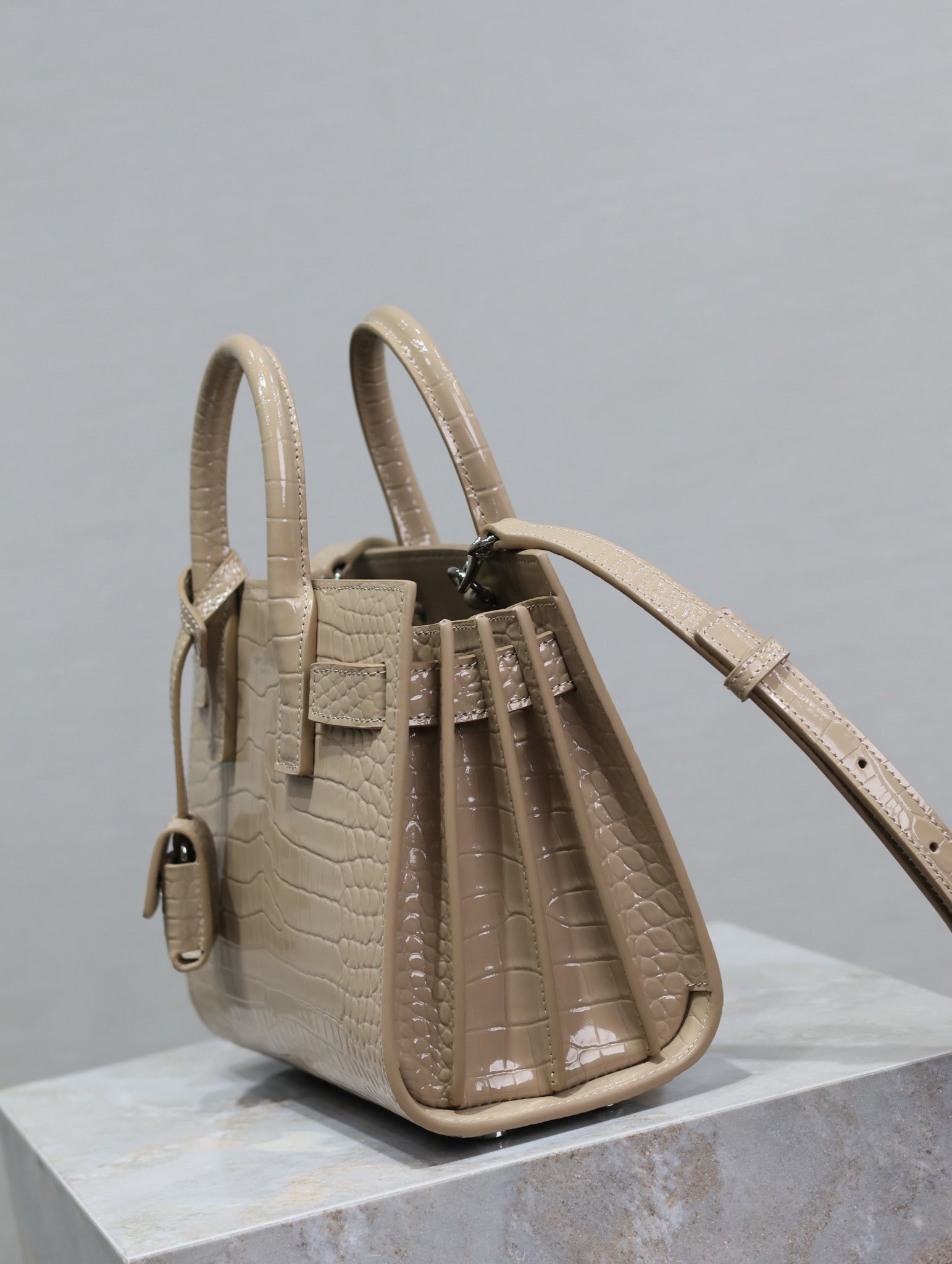 Sac De Jour Nano Bag