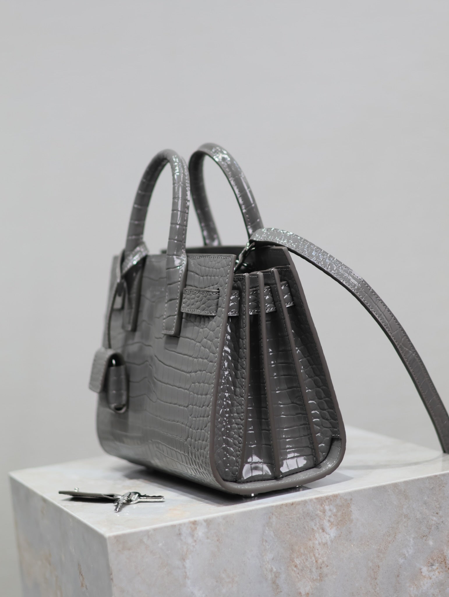 Sac De Jour Nano Bag