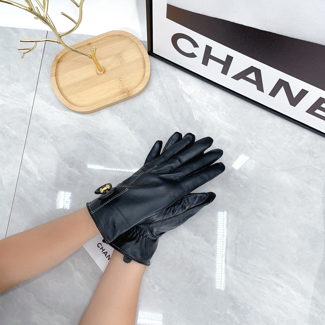 Leather Bow Detail Gloves