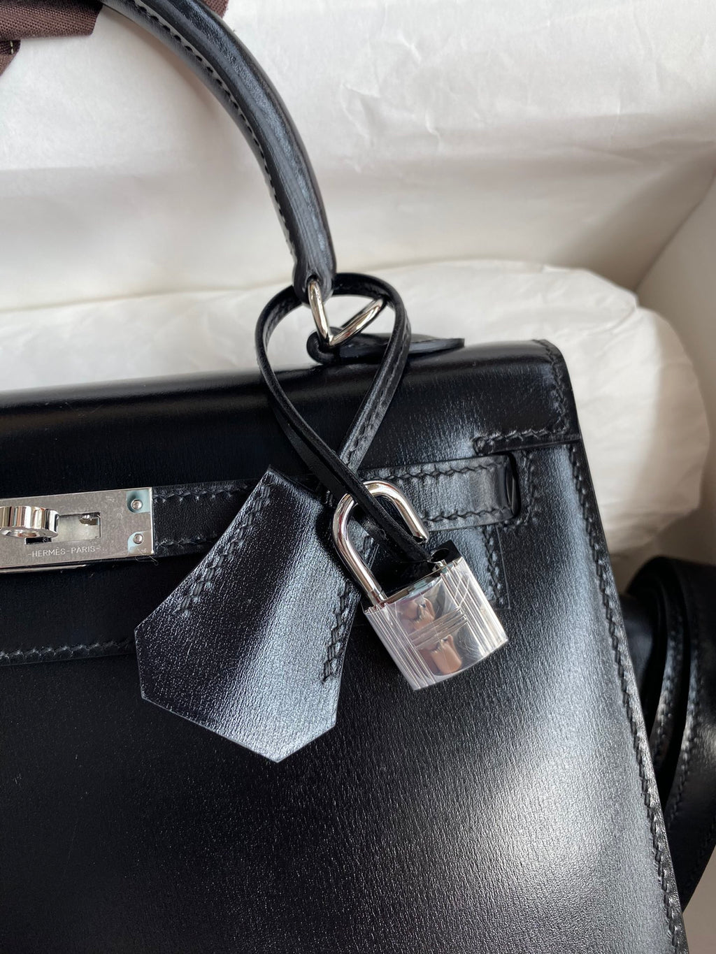 Kelly 25cm Box Leather Handbag