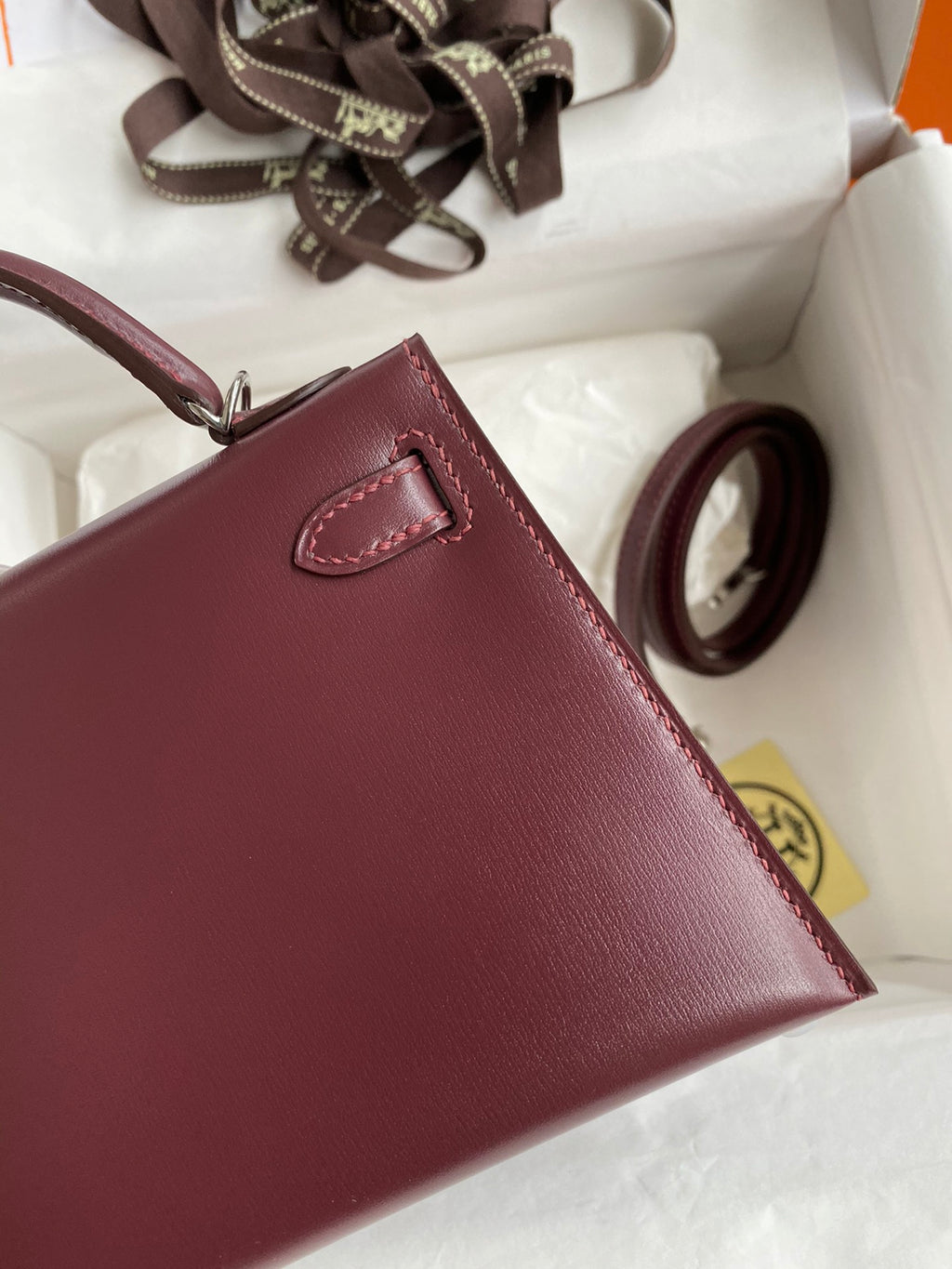 Mini Kelly 19cm Box Leather Handbag