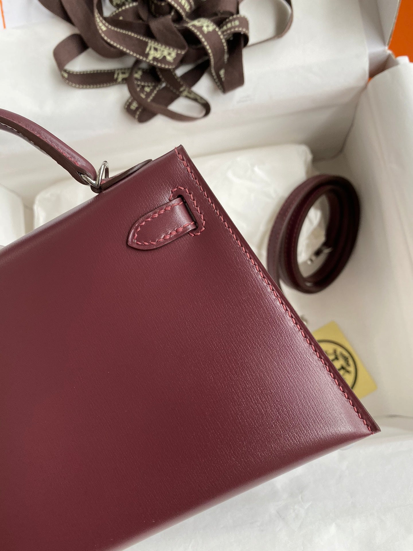 Mini Kelly 19cm Box Leather Handbag