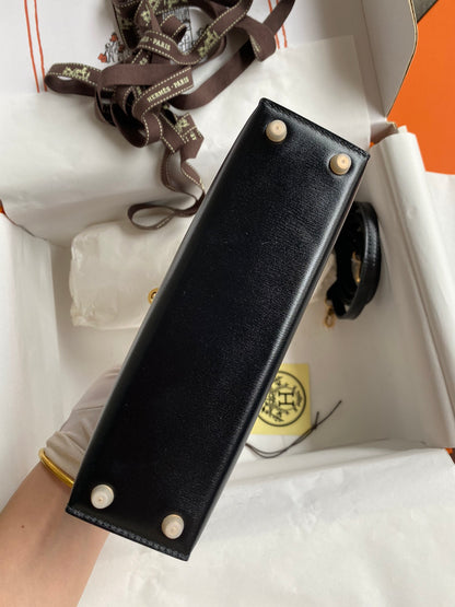 Mini Kelly 19cm Box Leather Handbag