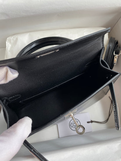 Mini Kelly 19cm Box Leather Handbag