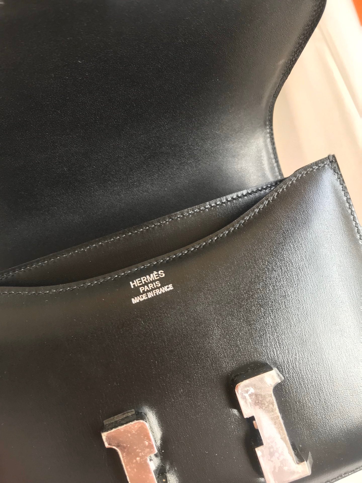 Constance 19cm Box Leather Handbag