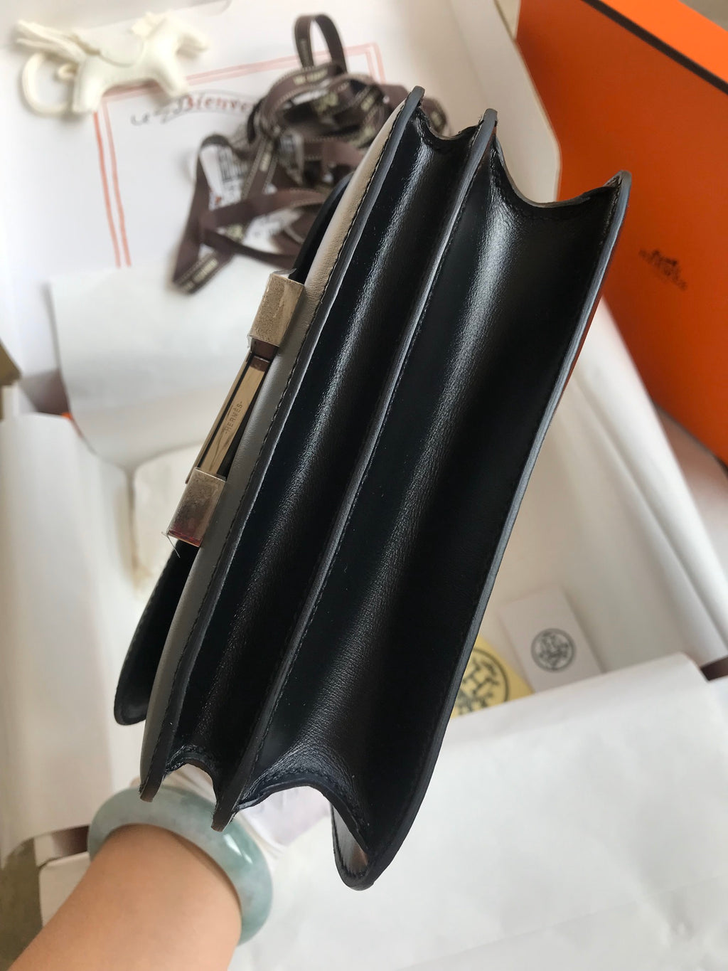 Constance 19cm Box Leather Handbag