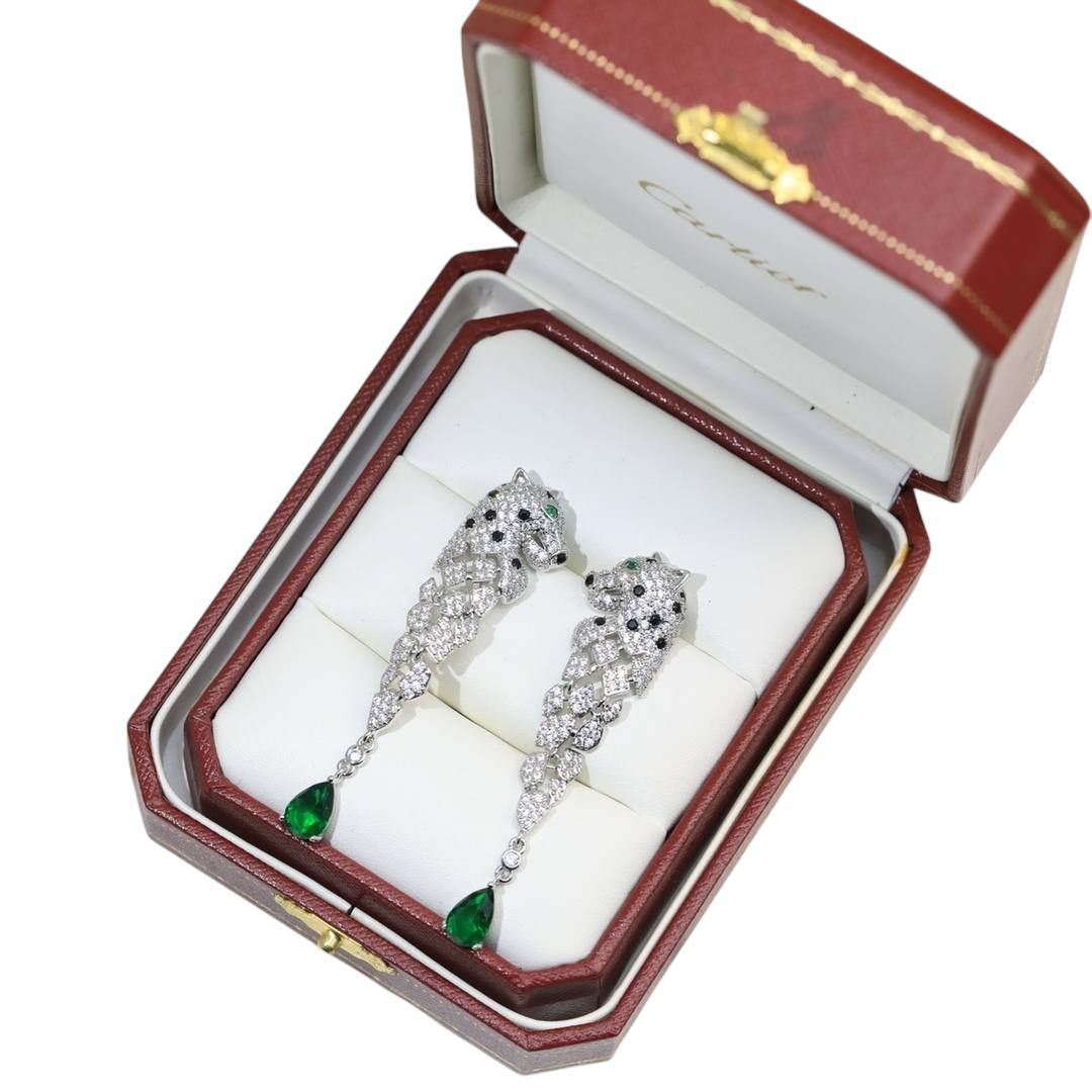 Panthère Emerald Tassel Earrings