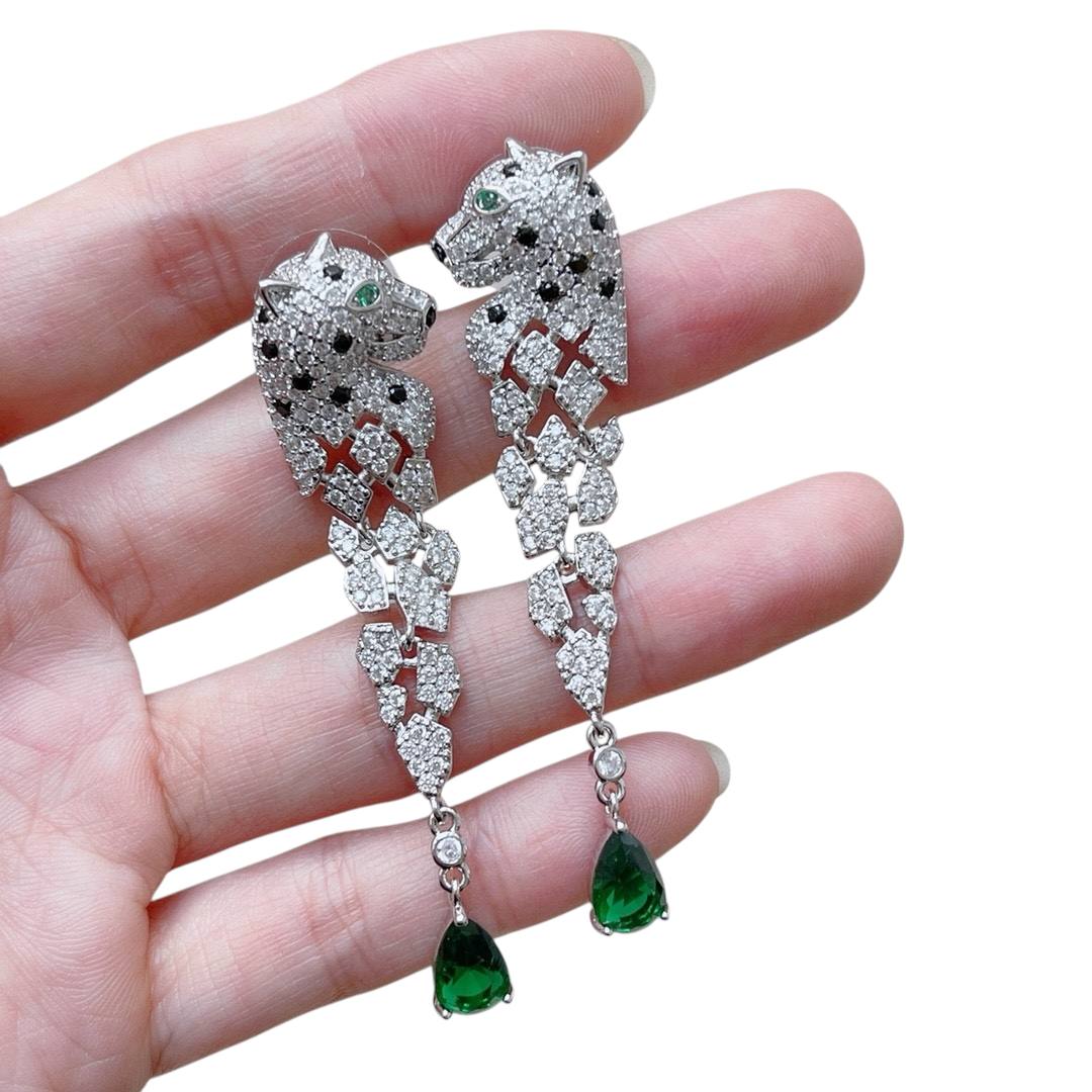 Panthère Emerald Tassel Earrings