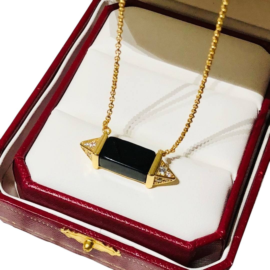 Ceramic Pendant Necklace