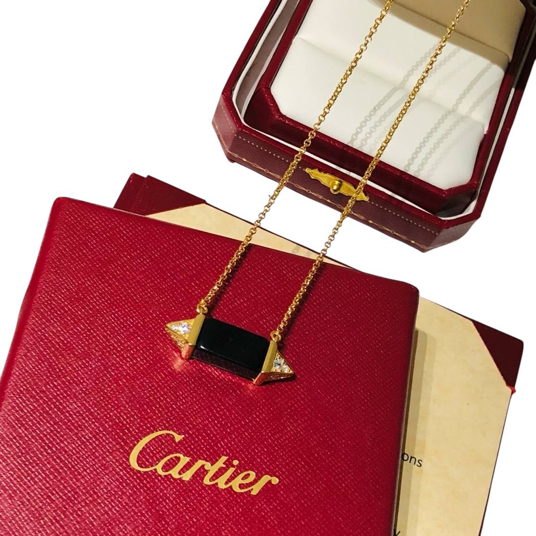 Ceramic Pendant Necklace