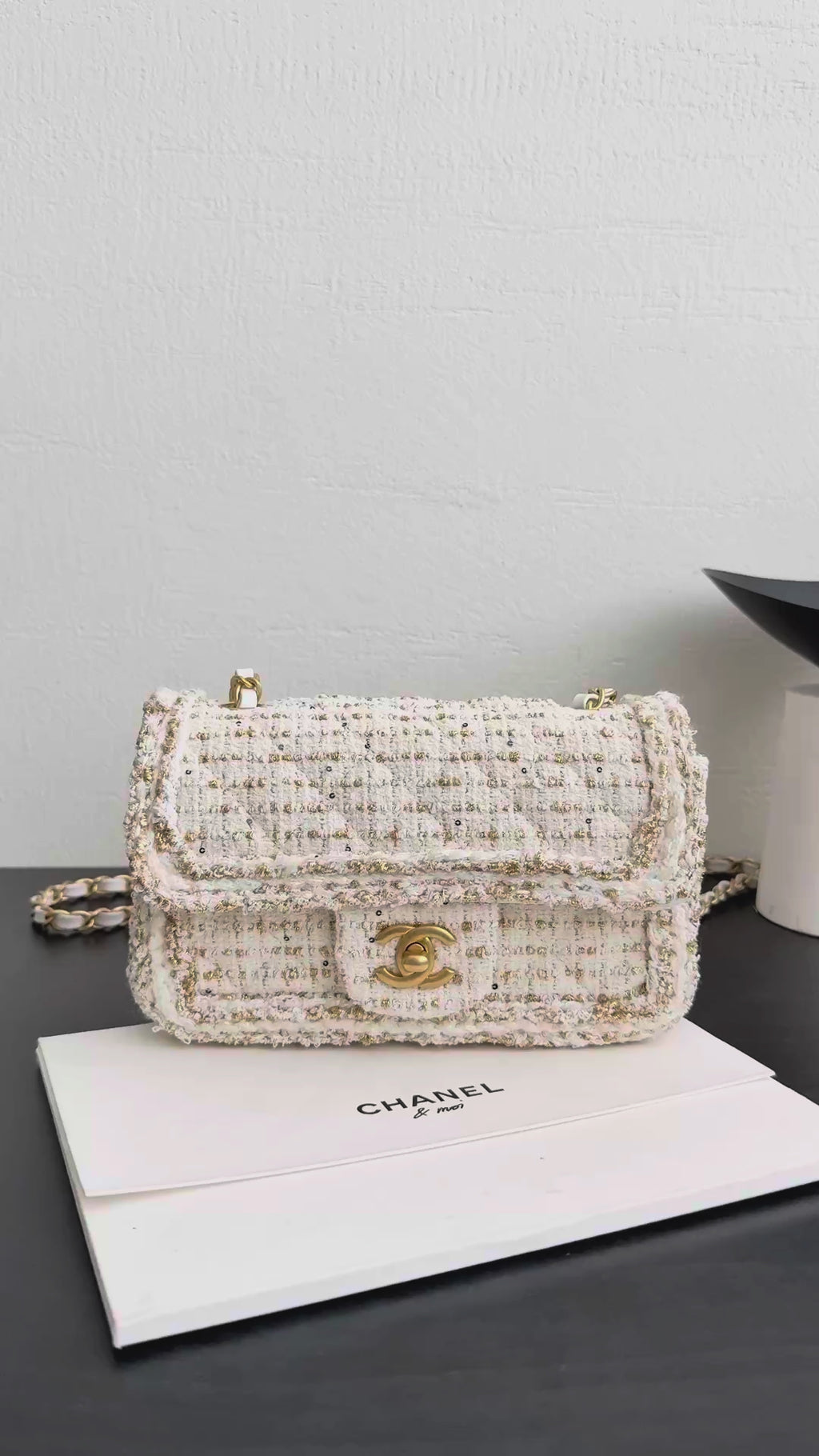 26 Tweed Flap Shoulder Bag