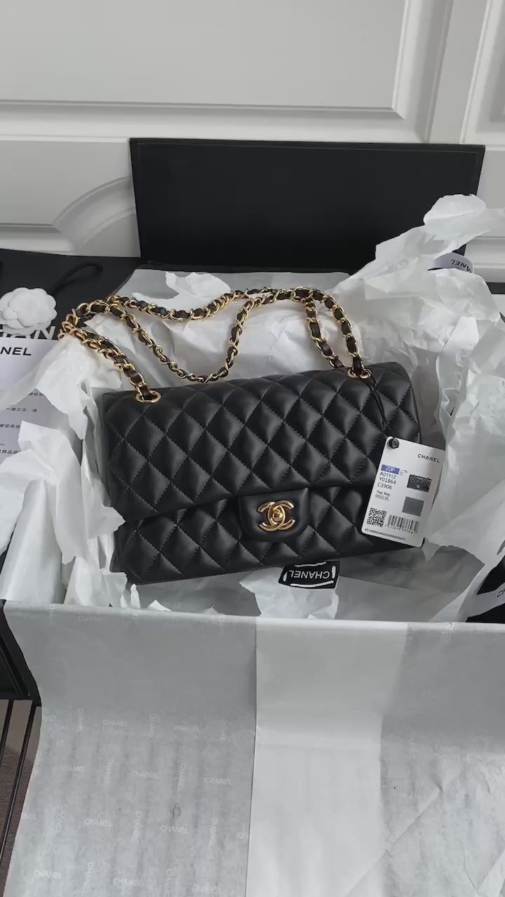 2.55 Medium Classic Flap Bag - Gold hardware