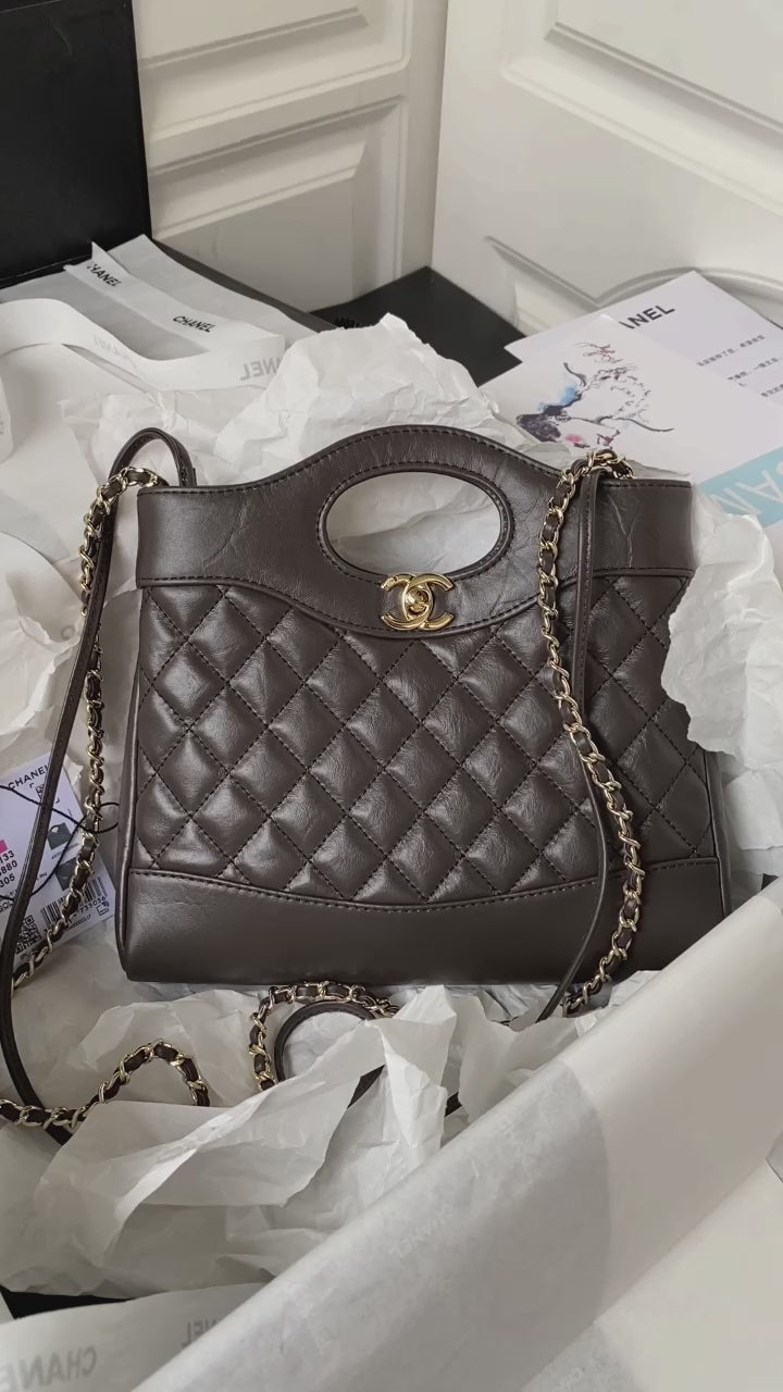 31 Quilted Leather Shopping Bag